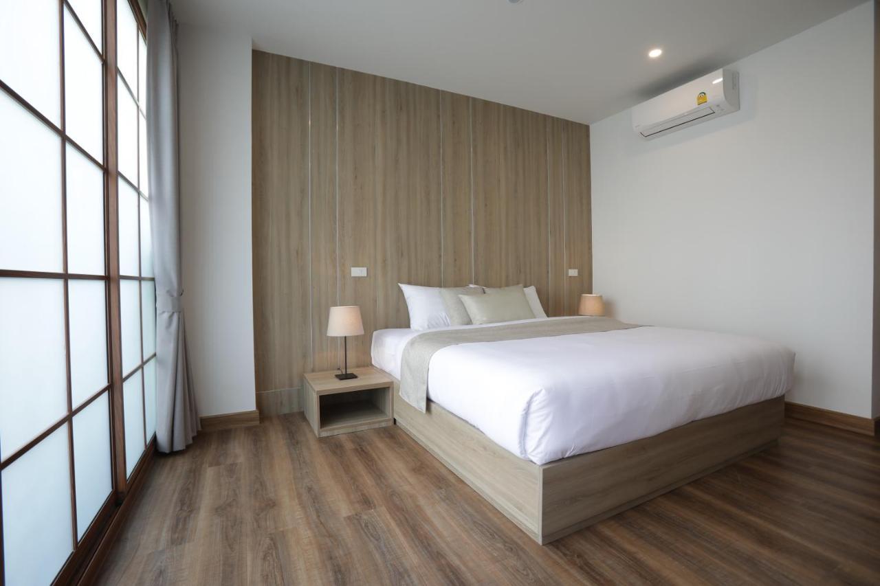 Four O'Clock Hotel Chiang Mai Extérieur photo